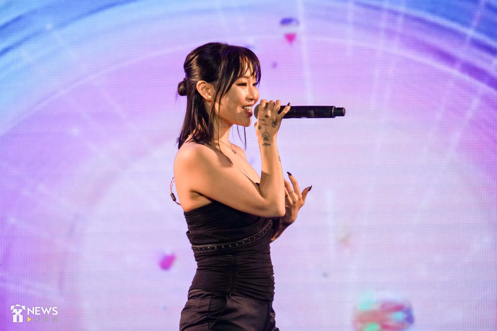 陳芳語擔任決賽表演嘉賓，演唱經典歌曲〈愛你〉與比賽代言歌曲〈擁抱自己〉。李台源攝