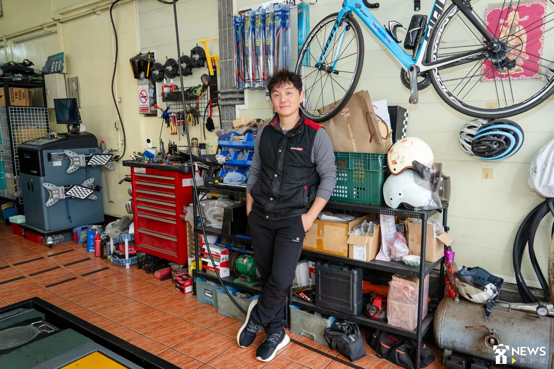 輪胎行老謝對於這次的一星負評,心裡感到十分難過。朱愷元攝