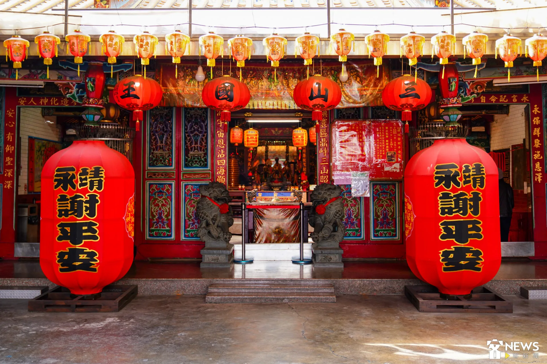 永靖永安宮供奉三山國王。朱愷元攝