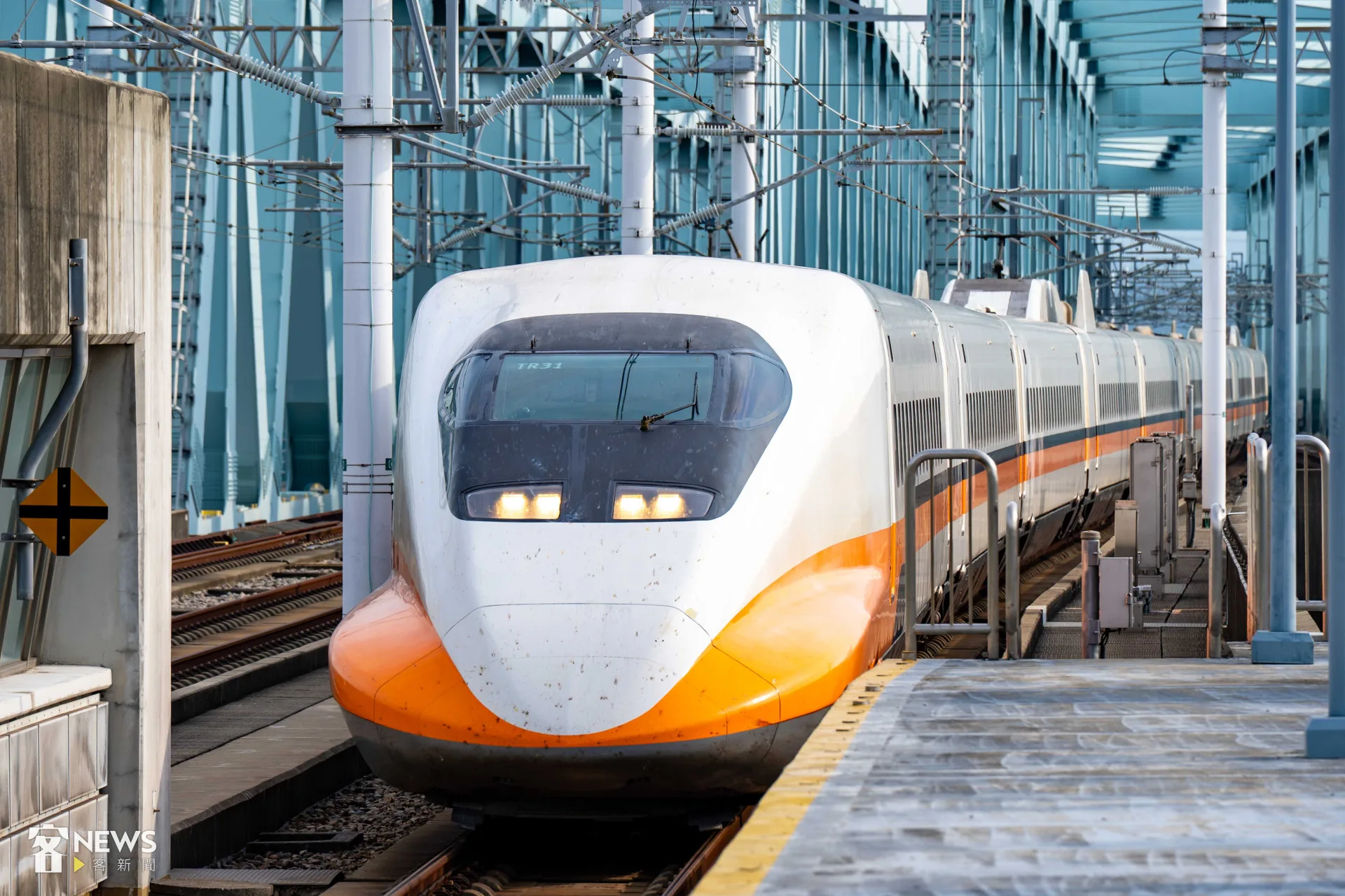 4月3日至6日的清明連假即將到來，台灣高鐵今（3）天宣布，疏運期間將加開191班次列車，3月5日凌晨0時開放旅客訂票。李台源攝（客新聞資料照）