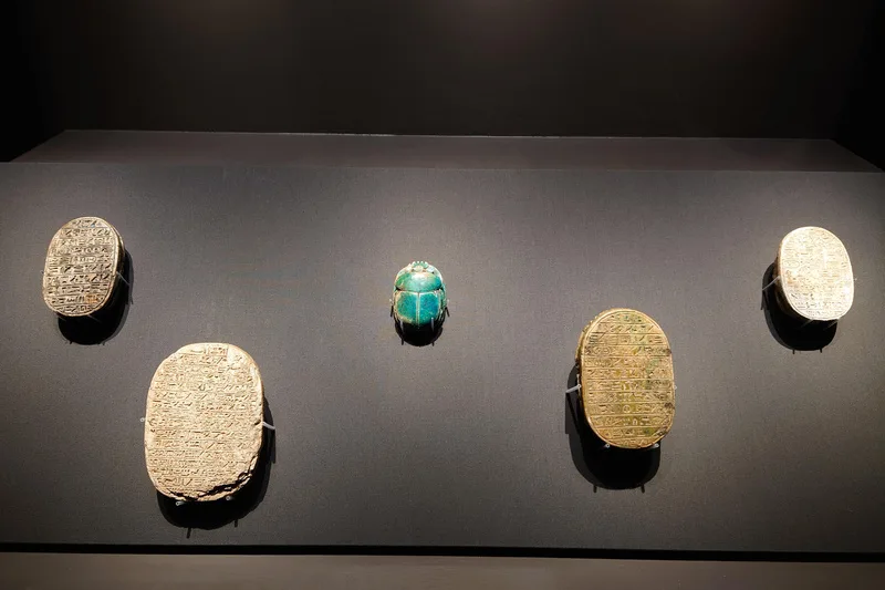 奇美博物館年度特展「埃及之王：法老」29日將正式開展，展出「阿蒙霍特普三世在位時期製作的聖甲蟲」等280件珍貴文物。中央社