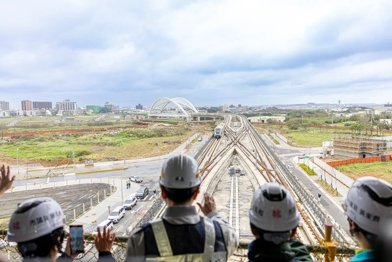 桃園捷運綠線北段7站預計2026年通車，列車自28日起將於主線展開數個月的號誌動態測試。桃市府提供