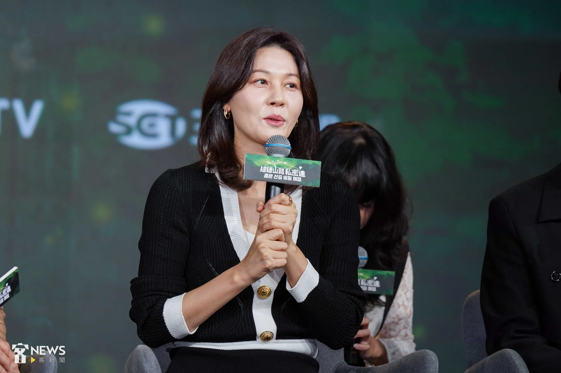 金荷娜直呼《細細山路私密達》一定要拿金鐘獎，到時候要再來台灣領獎。李台源攝