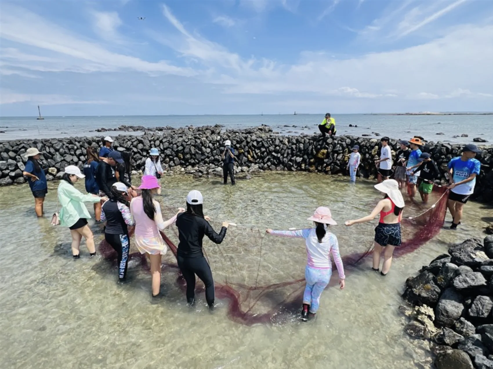 澎湖縣馬公市憑藉真誠友善的待客之道，榮登「全球最好客城市」。澎湖國家風景區管理處提供