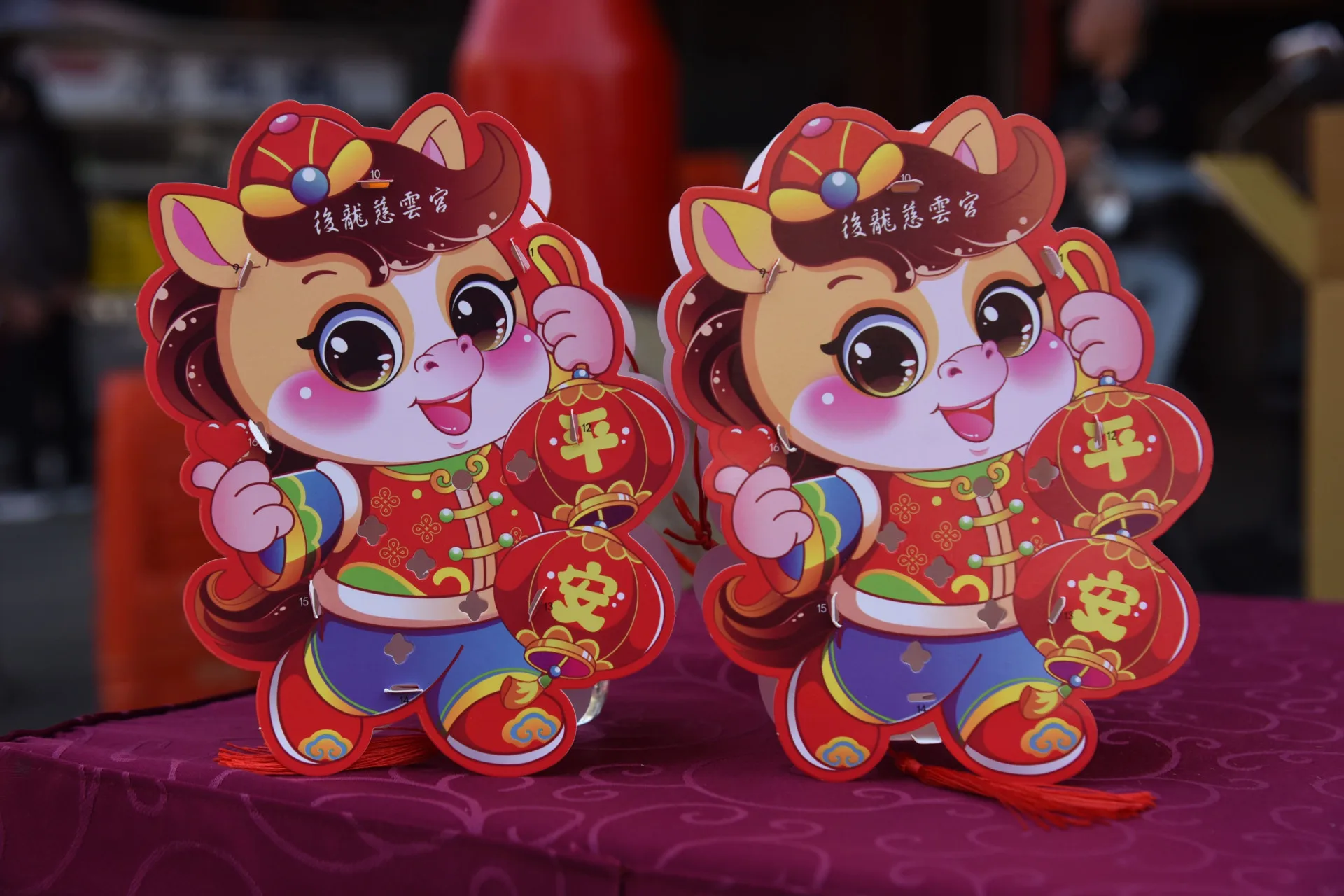 苗栗後龍慈雲宮元宵節免費贈送的馬年小提燈。