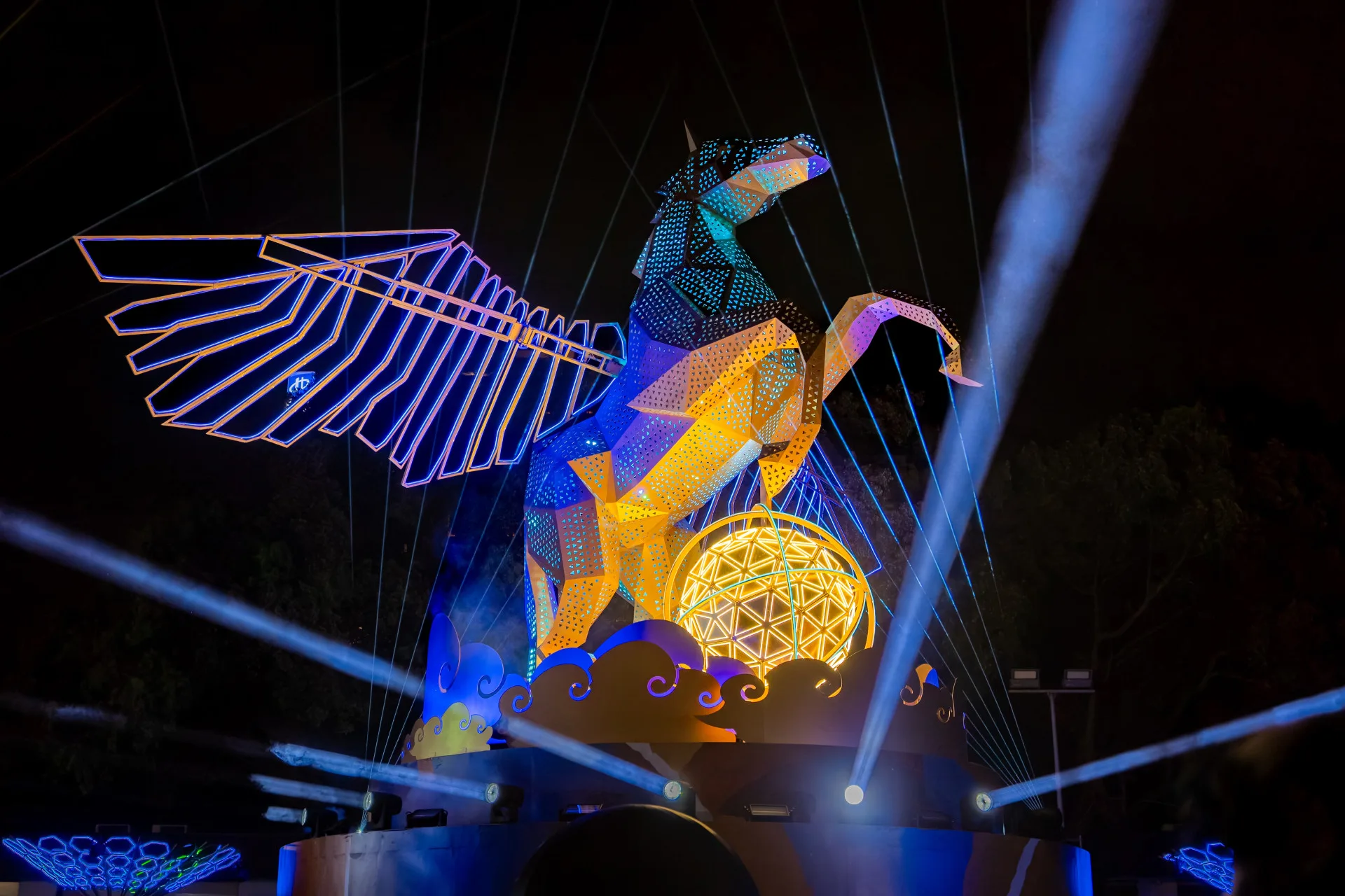 2026桃園燈會展出,全台最大金屬機械飛馬主燈。