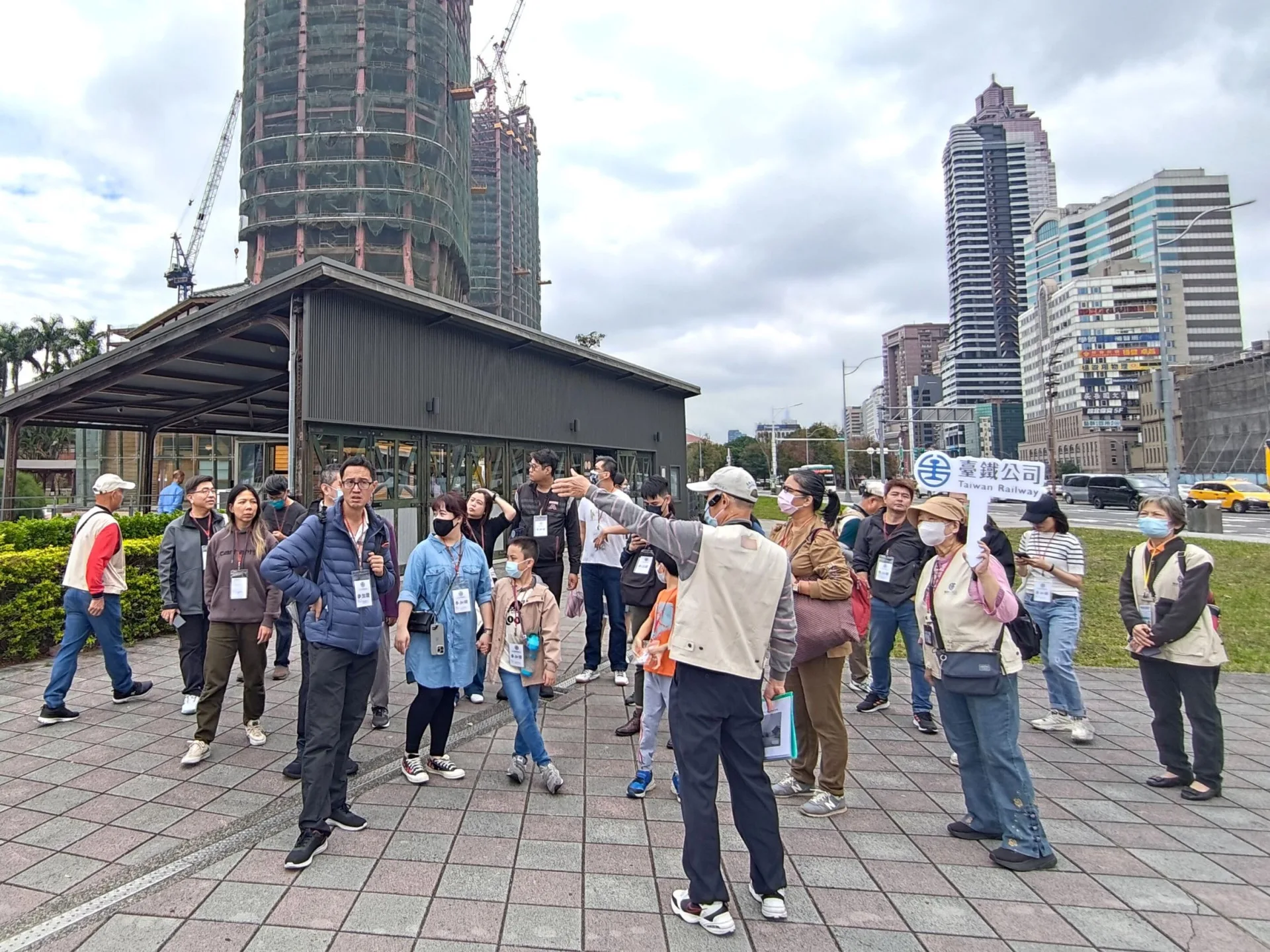 文化志工帶領民眾，揭開北車神秘面紗。資料照，台鐵提供
