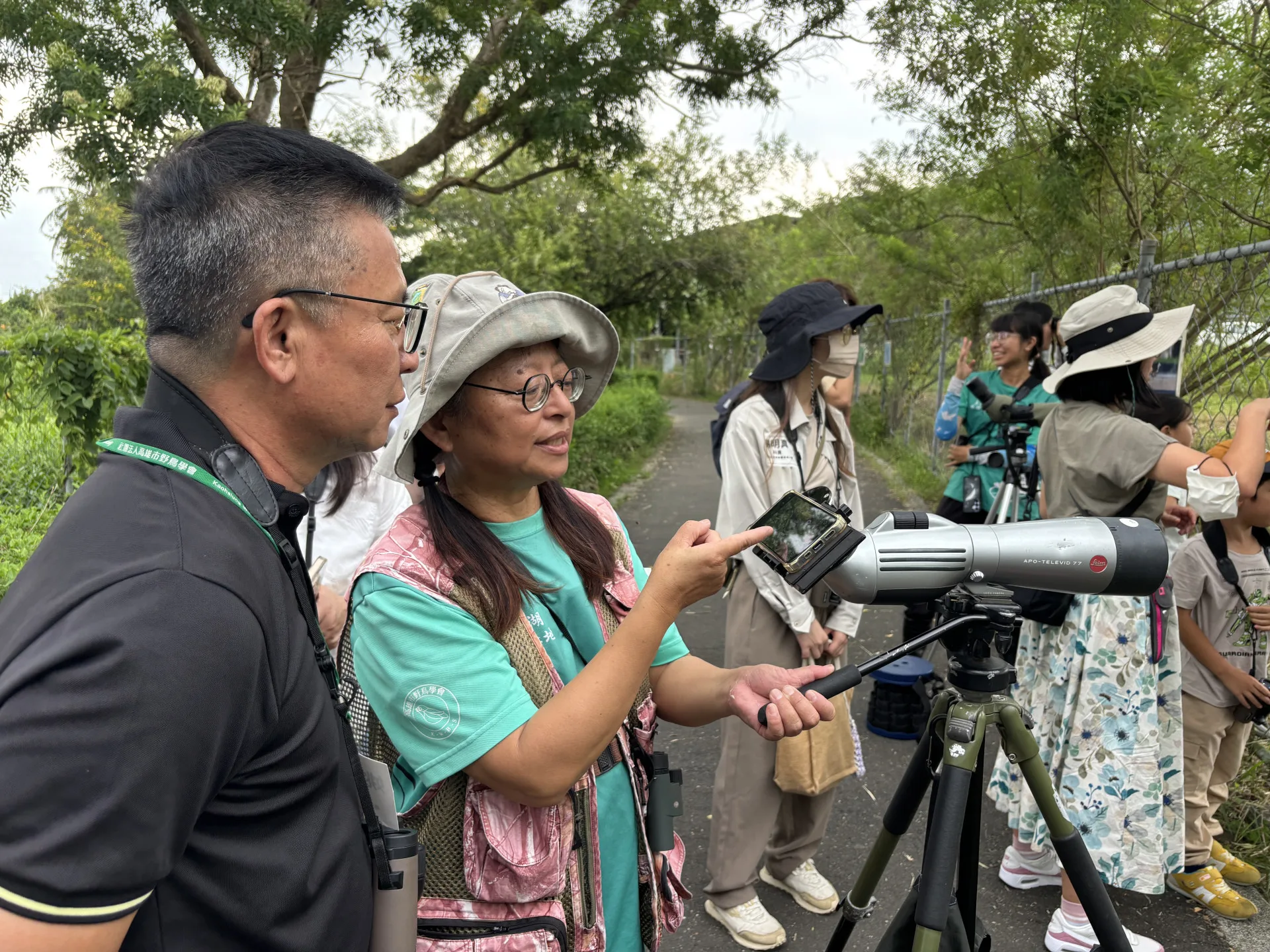 賞鳥不只可以修身養性，也能增高與大自然接觸的機會，並多加認識志同道合的朋友，更有機會累積大量的含金知識。李慧宜攝