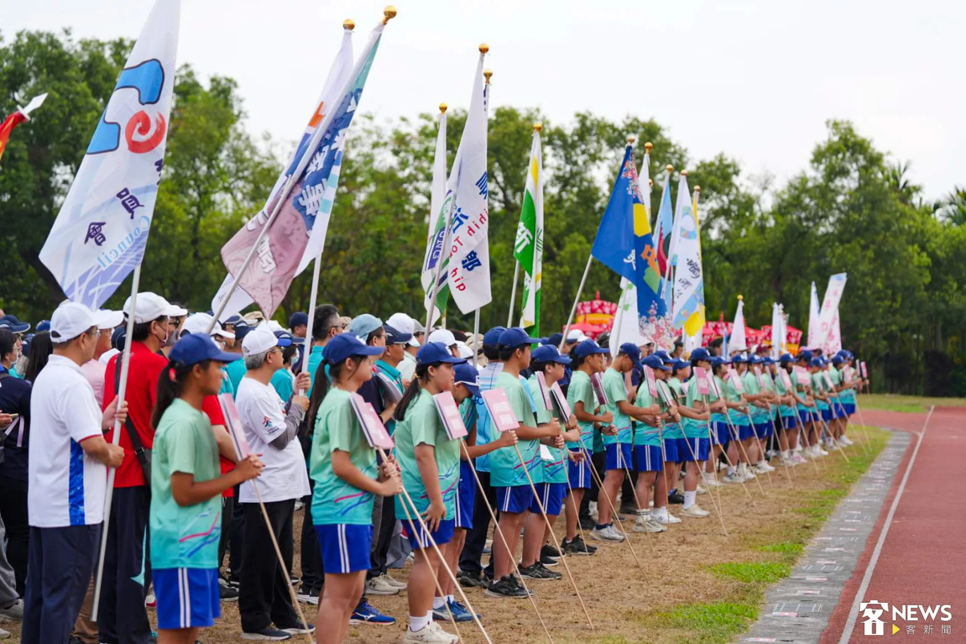 今年六堆運動會參賽選手高達6400位。李台源攝