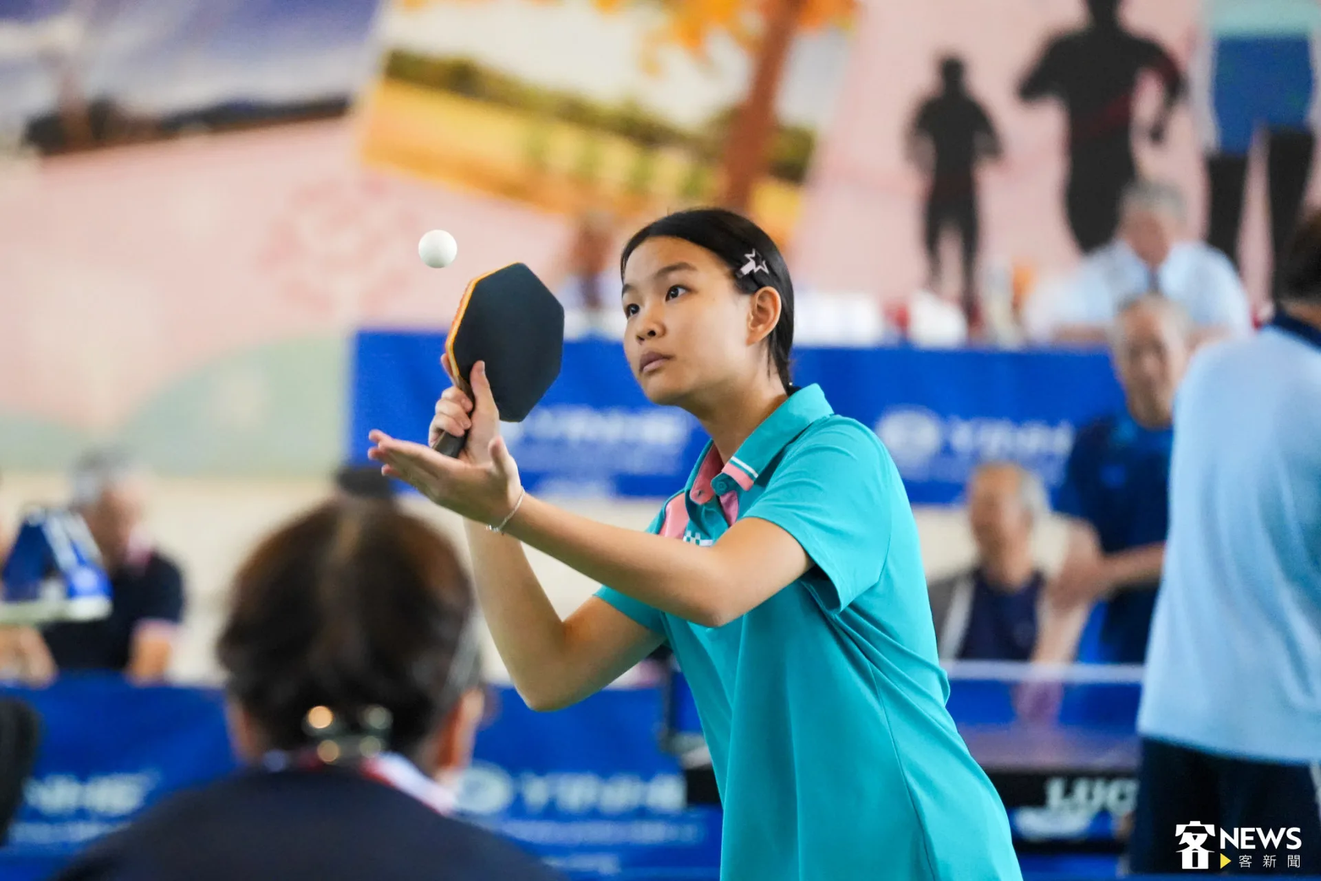 六堆運動會桌球項目在佳冬國中體育館舉行。李台源攝