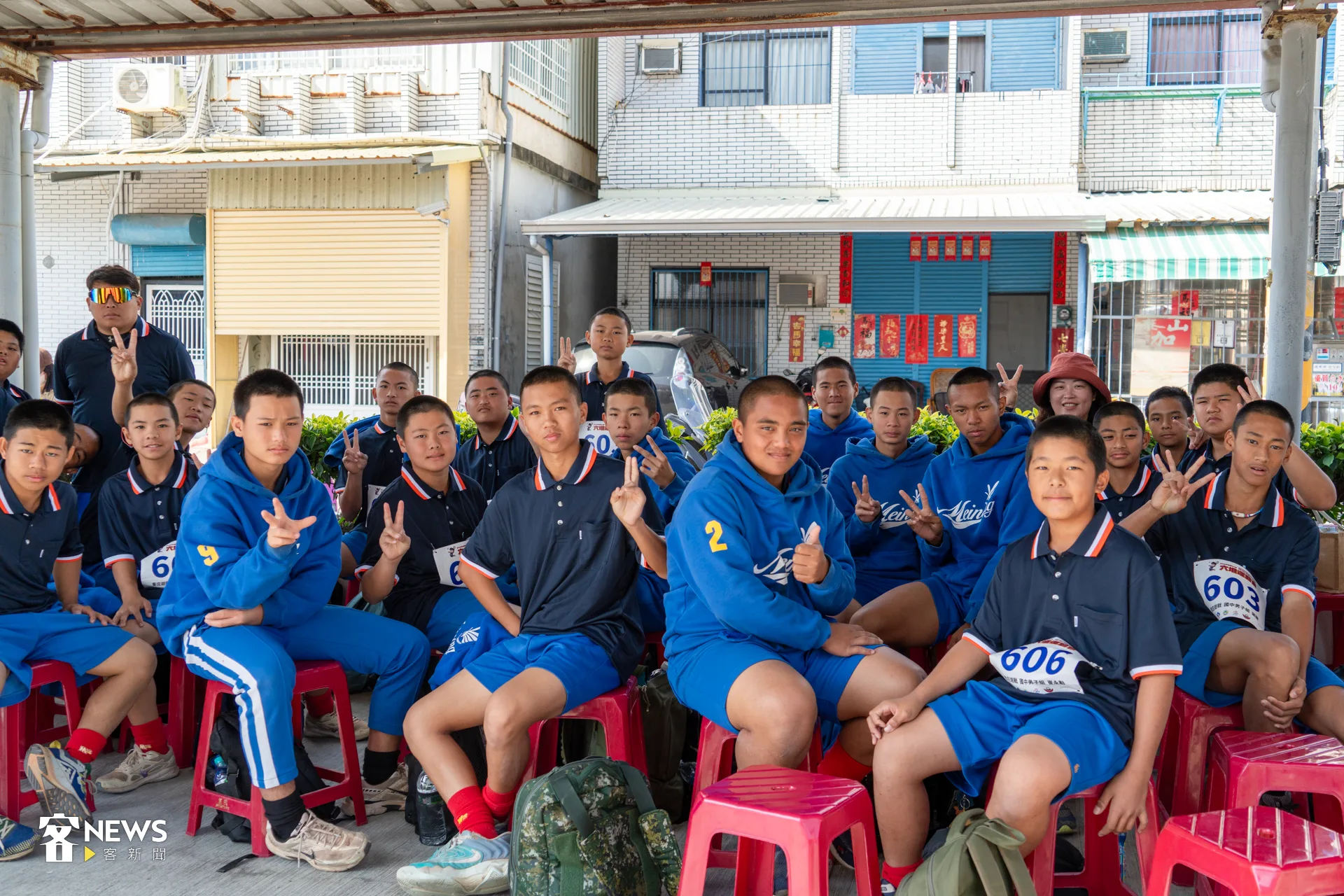 今年來勢洶洶的美濃國中棒球隊分為三組參賽,作戰計劃就是「照著地圖往前衝就對了」。洪藝晅攝