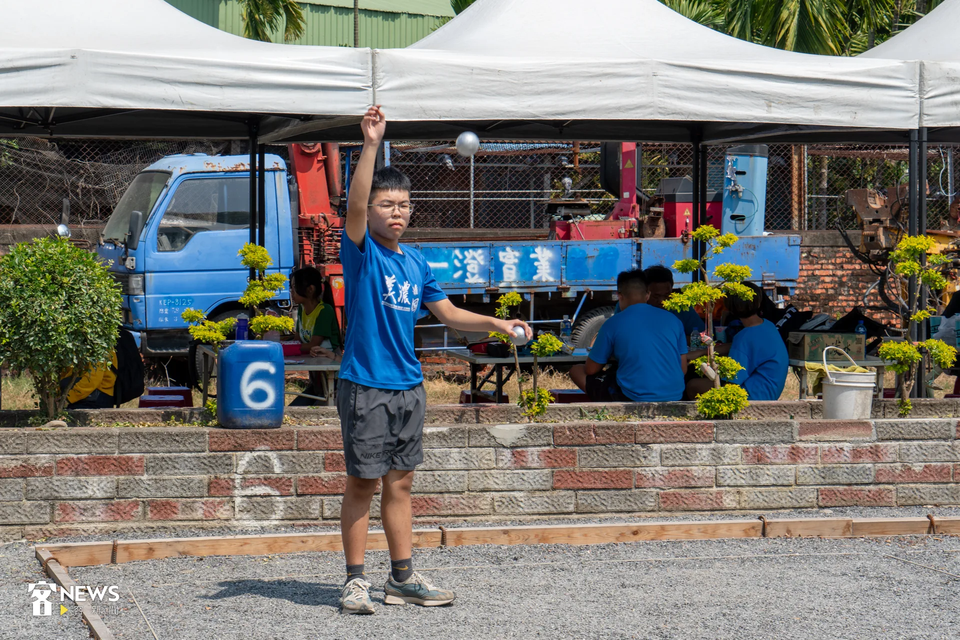 不論年齡都可玩的「法式滾球」，首次加入到六堆運動會的競賽項目。洪藝晅攝