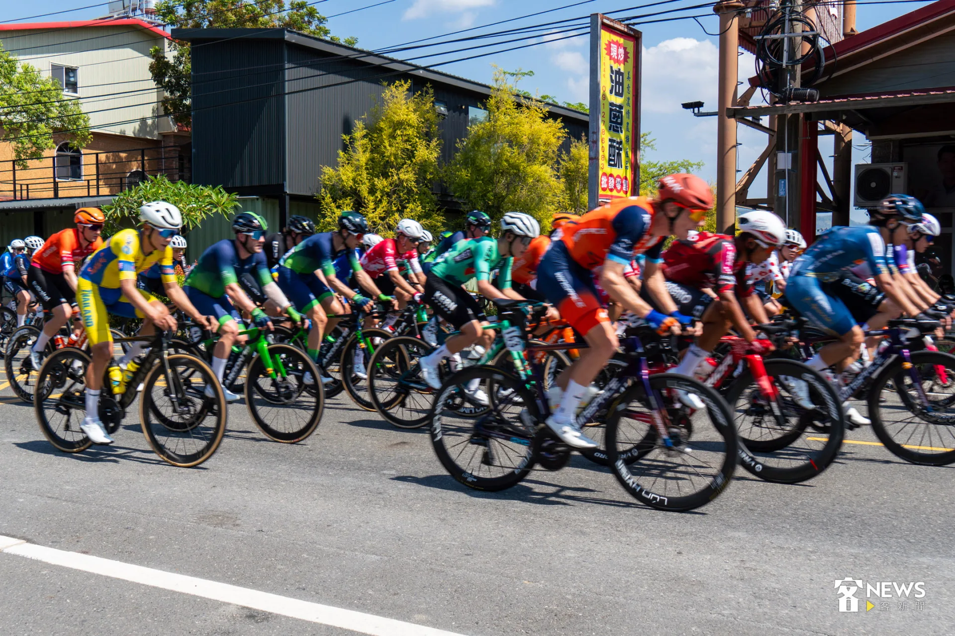 第三站高雄站，經過美濃、六龜等客家庄。李宥妍攝