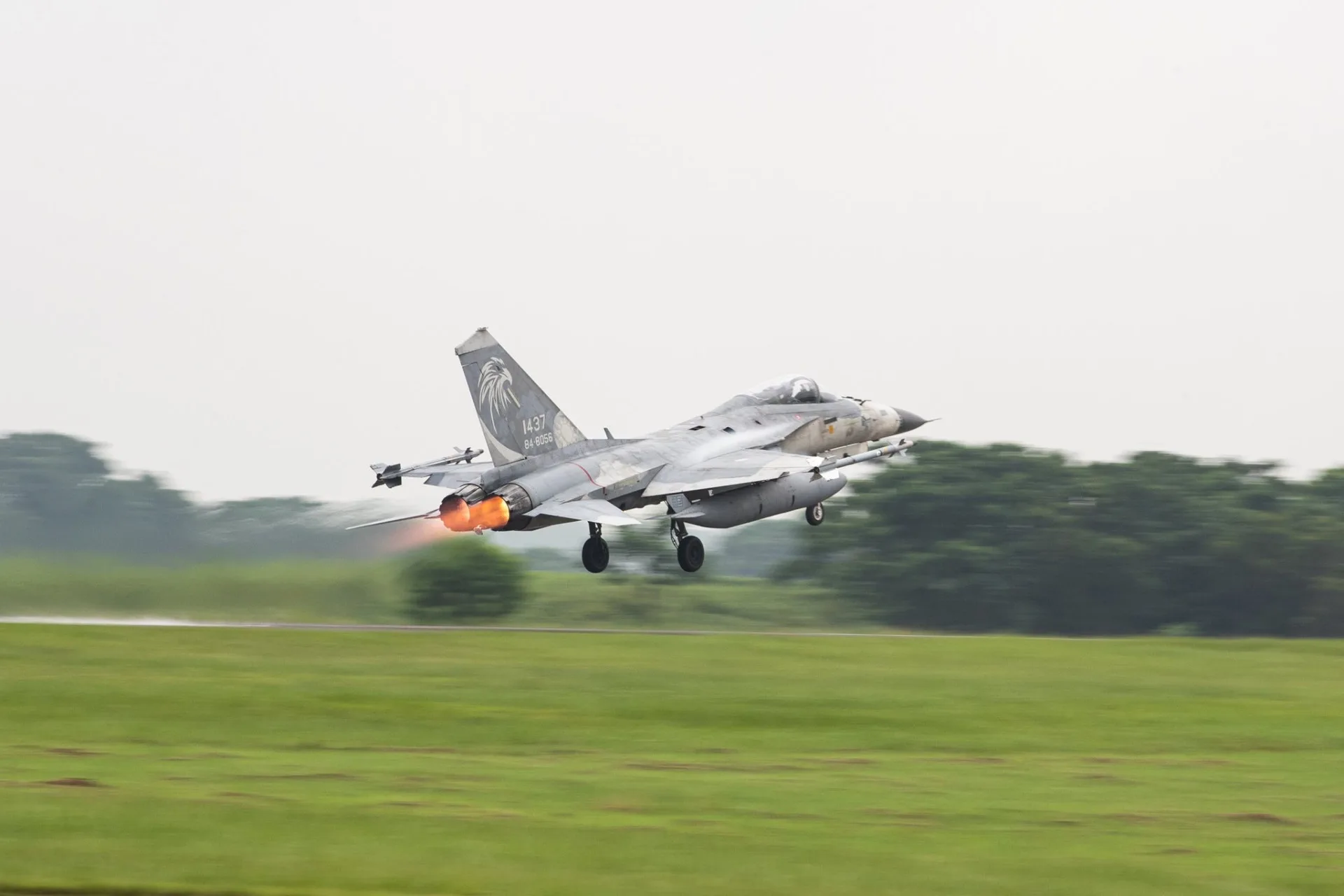空射雄三即將由IDF經國號戰機掛載，26日進行實彈射擊。國防部提供