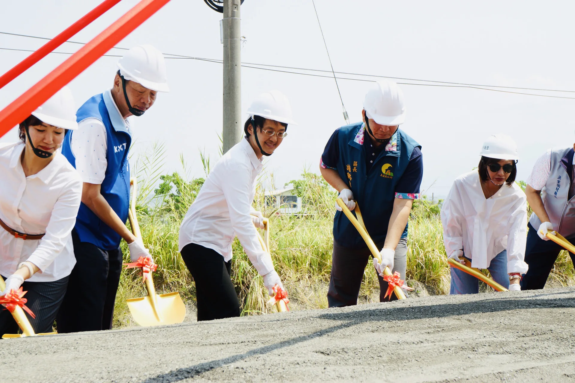 「獅子頭圳第二幹線環境綠美化工程3月21日動工。客委會提供