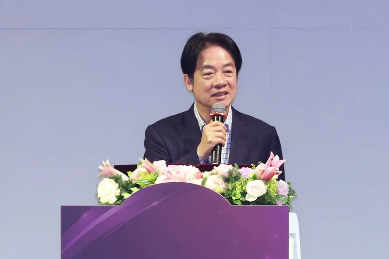 總統賴清德（圖）21日在台中市出席磐石會長交接典禮時說，經濟部已表達核二、核三具重啟運轉條件，台灣電力股份有限公司已在準備重啟程序。中央社