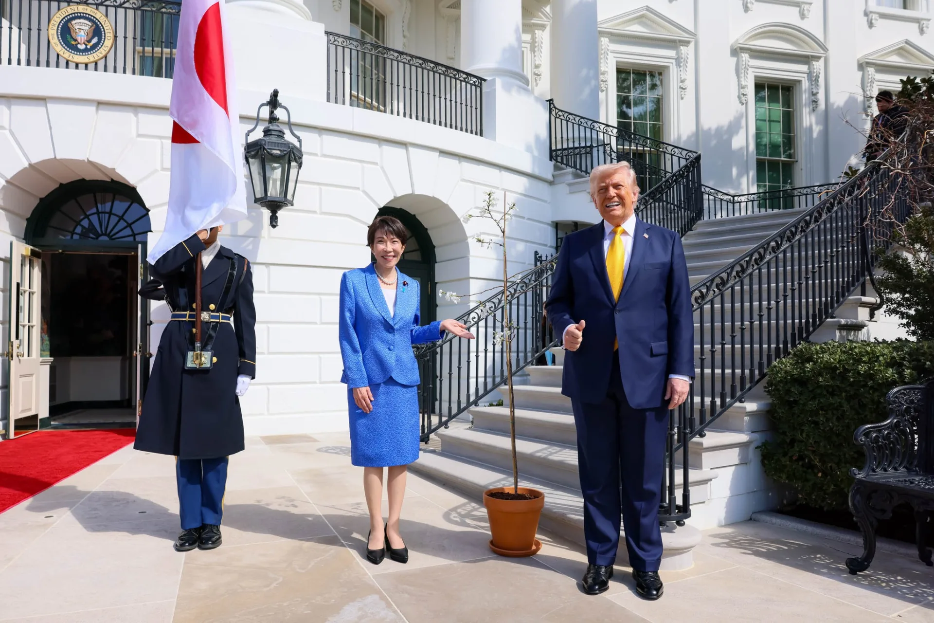 高市早苗訪美與美國總統川普會談,川普希望日本派艦隊到波斯灣。翻攝日本首相官邸臉書