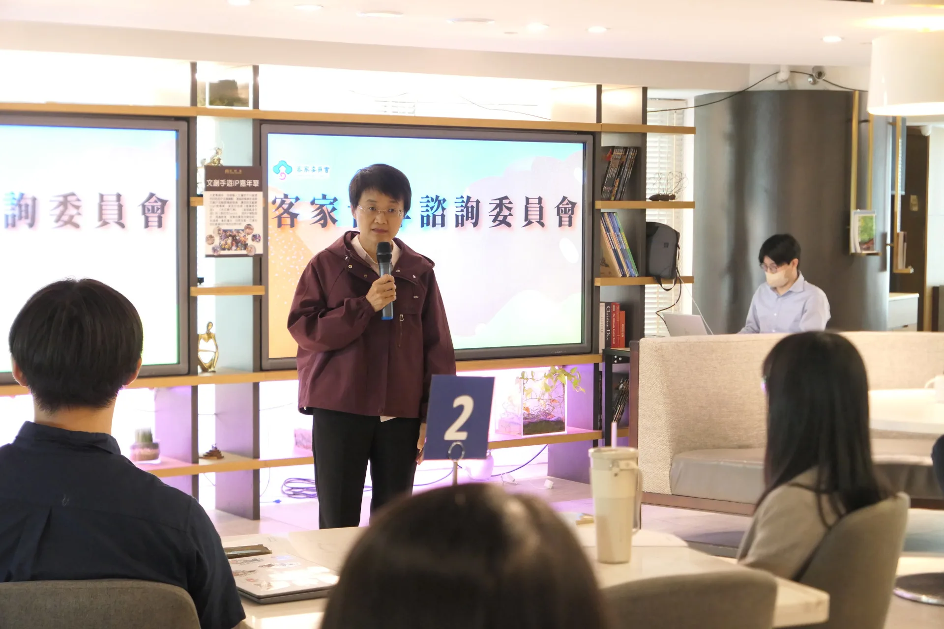 古秀妃表示，期盼青年委員化觀察為實踐，將理論基礎扎根於實務經驗中，以雙眼與雙腳親自體察被忽略的社會角落。客家委員會提供