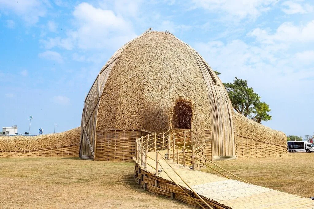 藝術家王志文作品「嘉義夢燈區」即日起重新開放參觀。嘉義縣文化觀光局提供