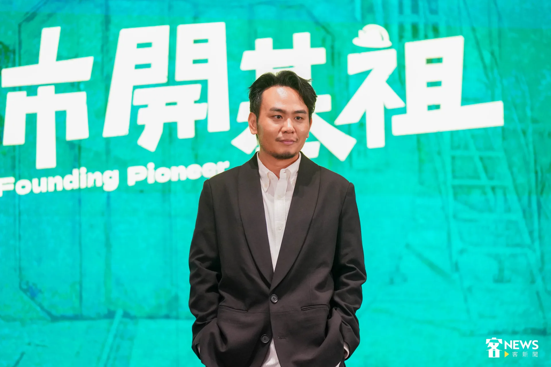 楊大正飾演吳柏青aka柏青哥，工班裡最樂天，賭性也最堅強的模範爸爸。范修語攝