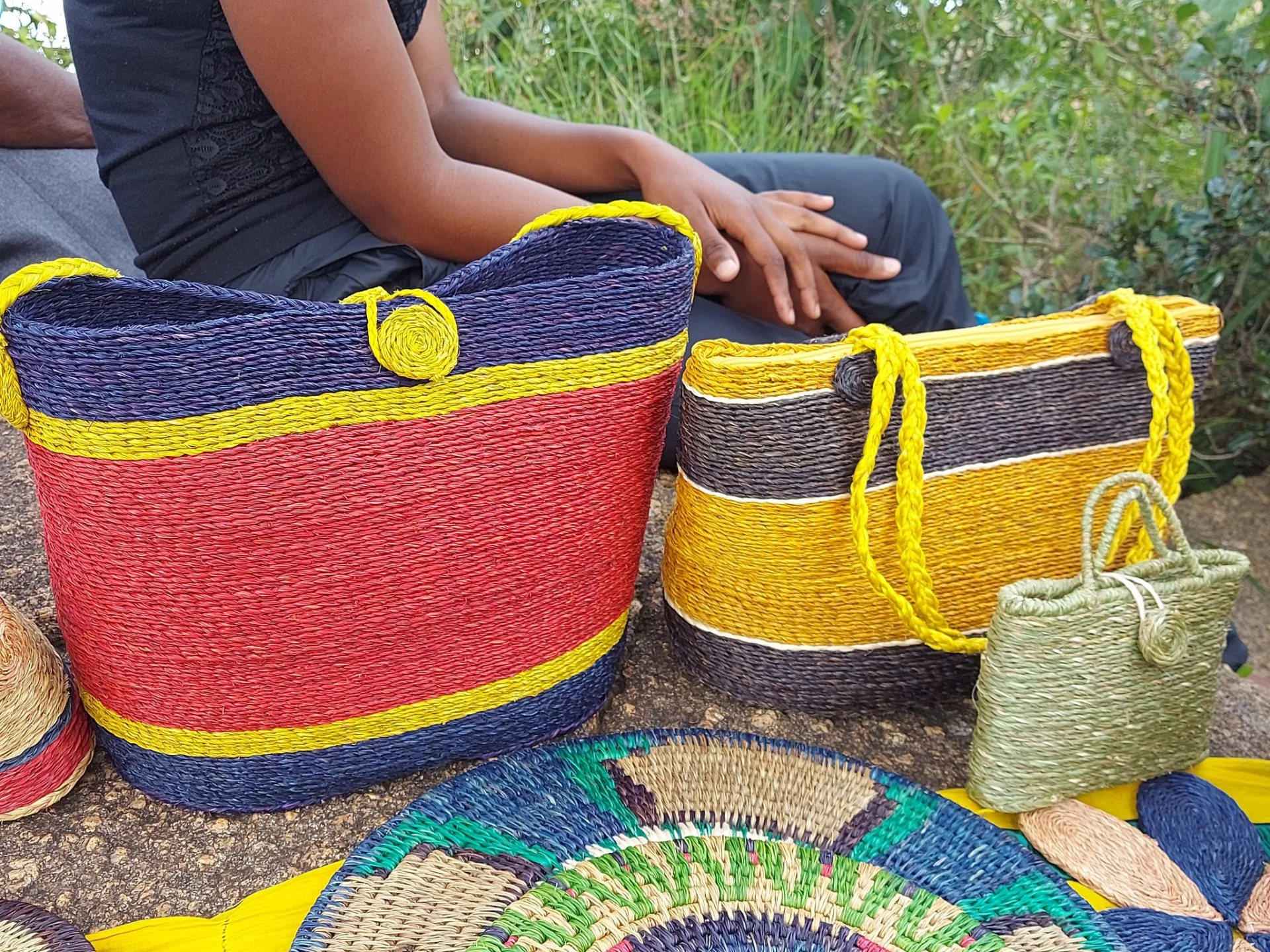 台灣非洲友邦史瓦帝尼王國婦女巧手編織物。國合會提供