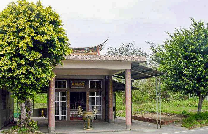 頭份濱江街一帶現存「楊統領廟」,雖與萬善爺合祀、規模不大,卻香火不絕。陳權欣攝