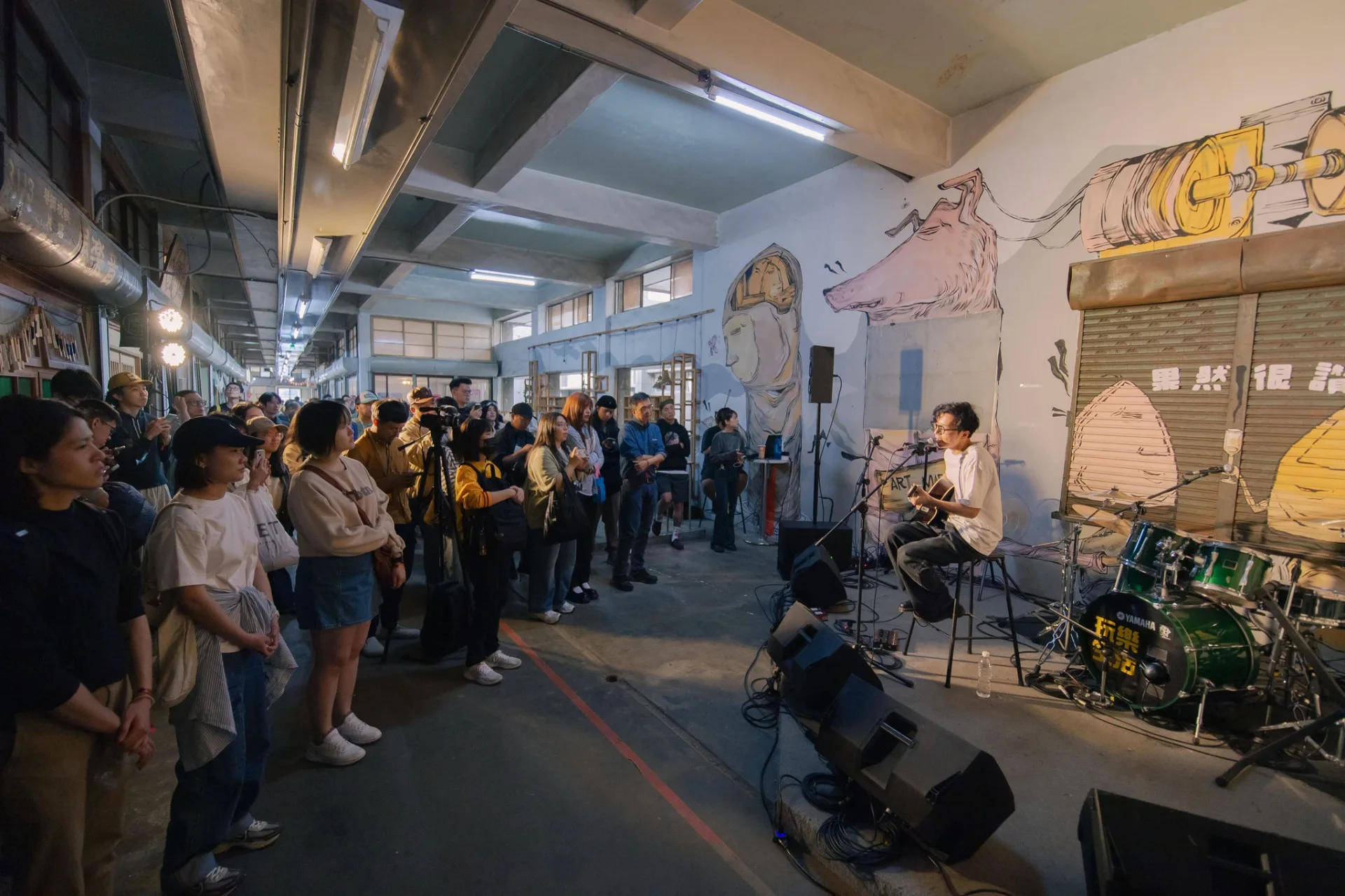 舊城派對活動範圍包括東門市場（圖）、或者新州屋以及新竹影像博物館。圖為2025舊城派對。黃子軒提供