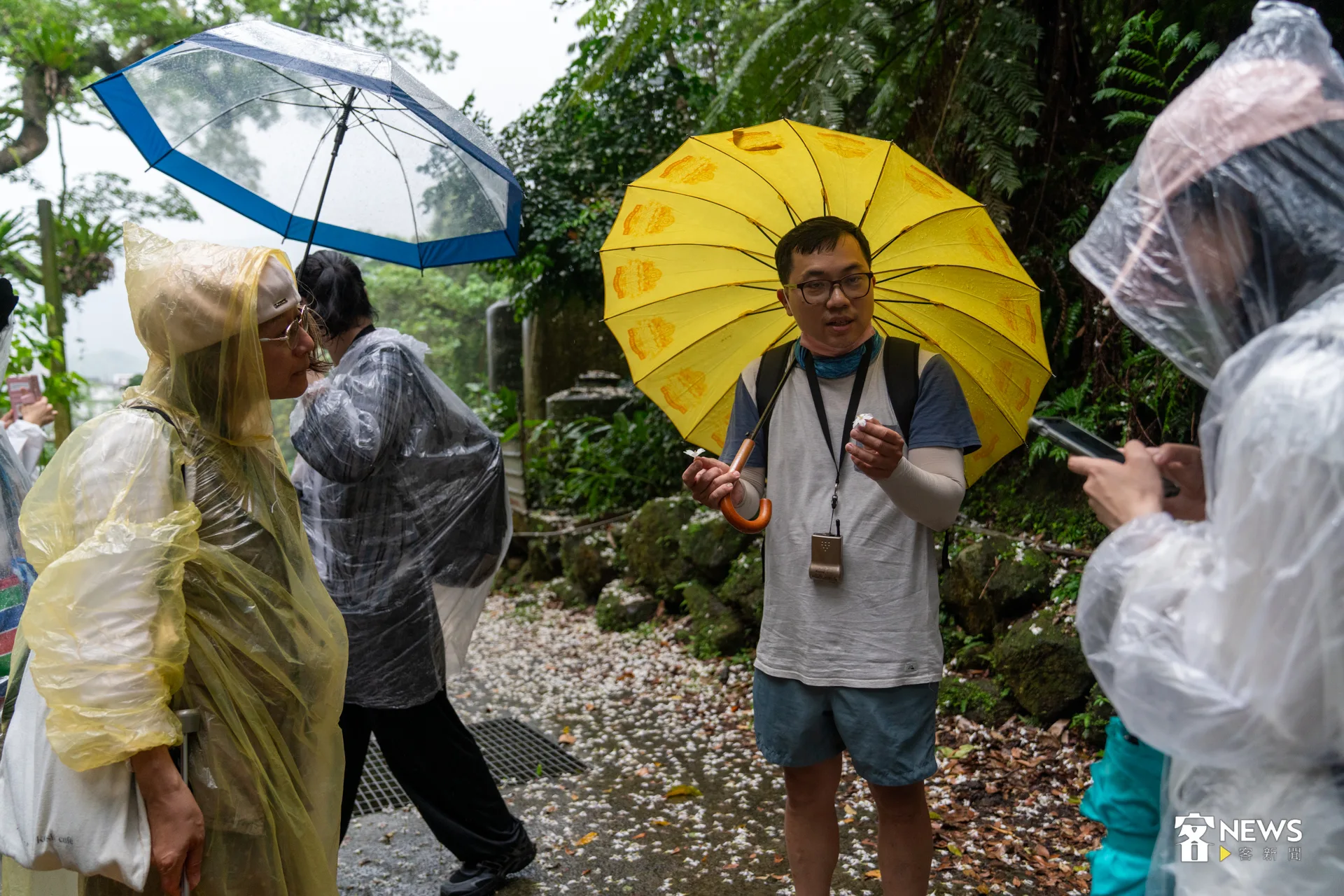 詔安廖氏的祖先原本會說客語，但是一代一代下來，母語逐漸流失，在地子弟、紀錄片導演廖梧佑表示，現在的安坑客屬廖氏已經都不會說客語了。洪藝晅攝