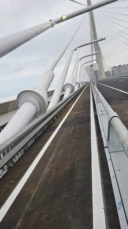 淡江大橋機車道寬度引議　學者籲通車後觀察再評估