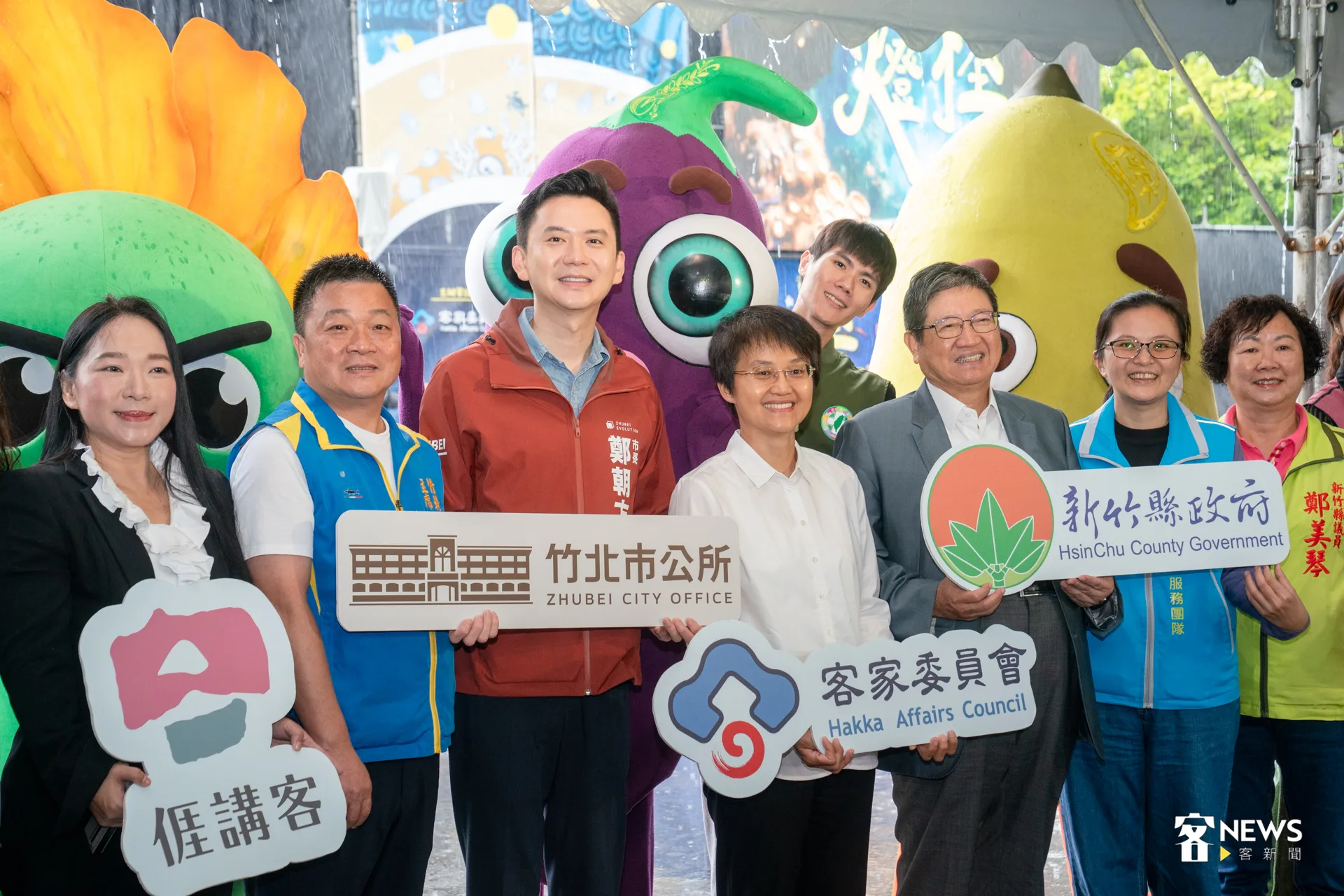 由客家委員會攜手新竹縣政府、竹北市公所，並與紙風車劇團合作推出的《燈怪》，於4月24日至26日連續三天在竹北演出。洪藝晅攝