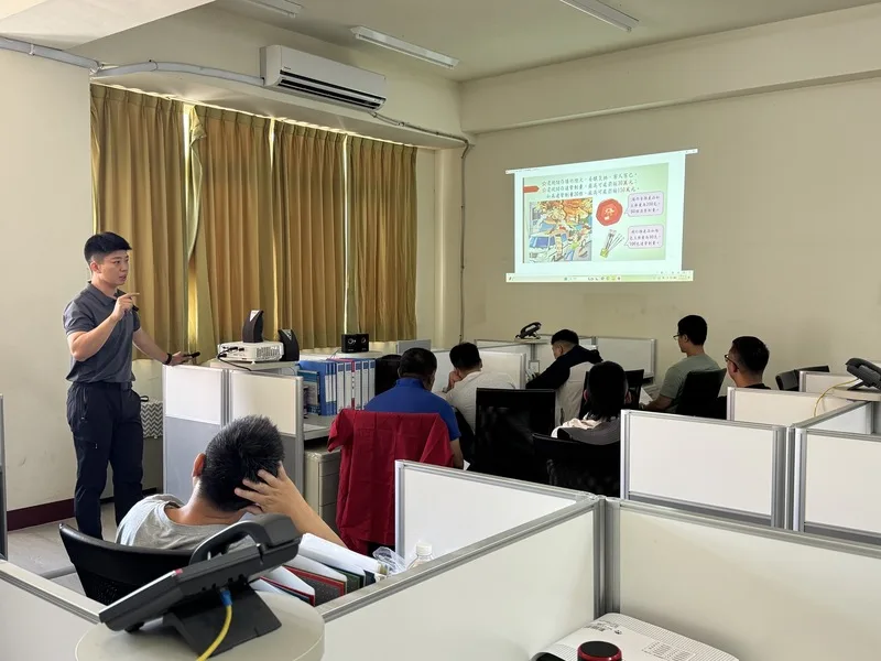 國家重要民俗活動「北港朝天宮迎媽祖」5月5、6日登場，雲林北港消防分隊及警方26日邀集各陣頭與炮場負責人召開安全會議，宣導燃放爆竹安全，確保屆時活動順利進行。中央社