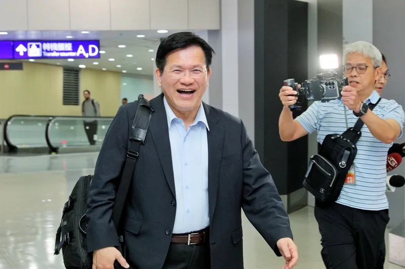 完成史國行程返台　林佳龍：有順利完成總統交付任務